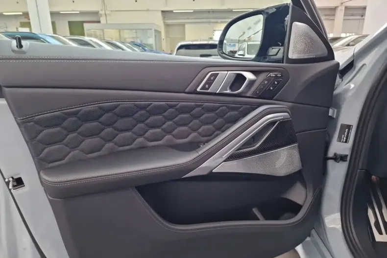 BMW X6 M din 2024 cu 40.600 km - oferta BMW115748 - foto 11