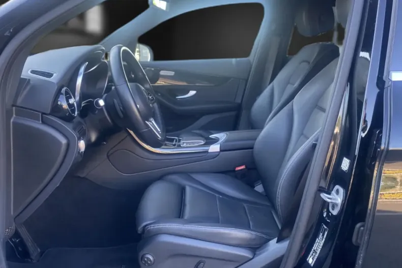 Mercedes-Benz GLC 300 din 2021 cu 98.175 km - oferta MER115755 - foto 14