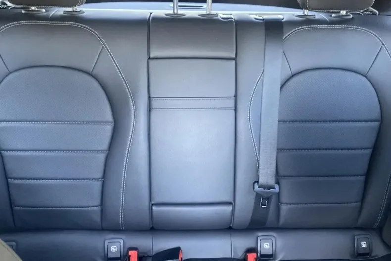 Mercedes-Benz GLC 300 din 2021 cu 98.175 km - oferta MER115755 - foto 17