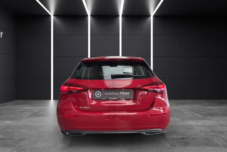 Mercedes-Benz A 180 din 2023 cu 42.859 km - oferta MER115759 - foto 3