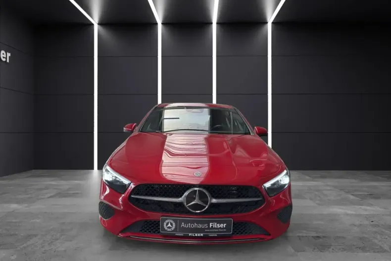 Mercedes-Benz A 180 din 2023 cu 42.859 km - oferta MER115759 - foto 7