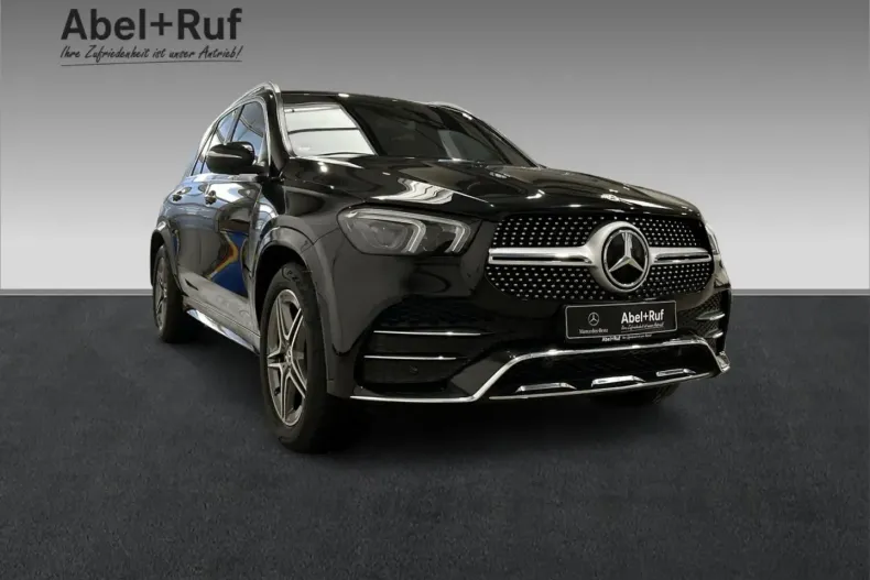 Mercedes-Benz GLE 300 din 2024 cu 10.800 km - oferta MER115761 - foto 1
