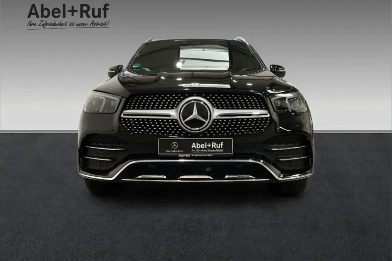 Mercedes-Benz GLE 300 din 2024 cu 10.800 km - oferta MER115761 - foto 2