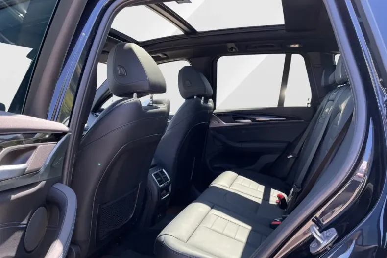 BMW iX3 din 2023 cu 52.442 km - oferta BMW115771 - foto 11