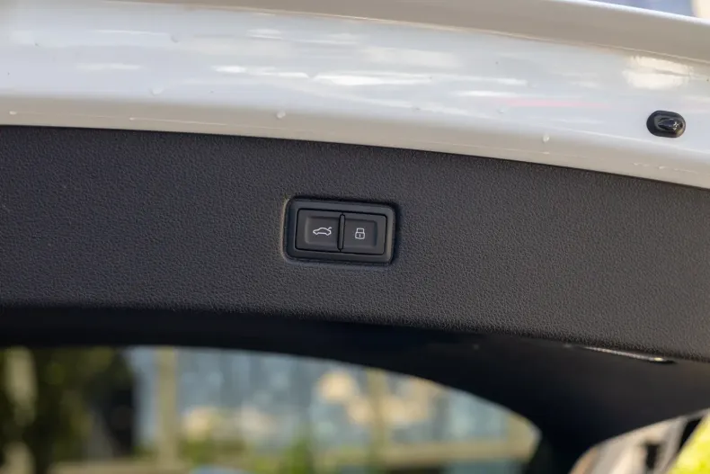 Audi Q7 din 2023 cu 12.000 km - oferta AUD115794 - foto 33