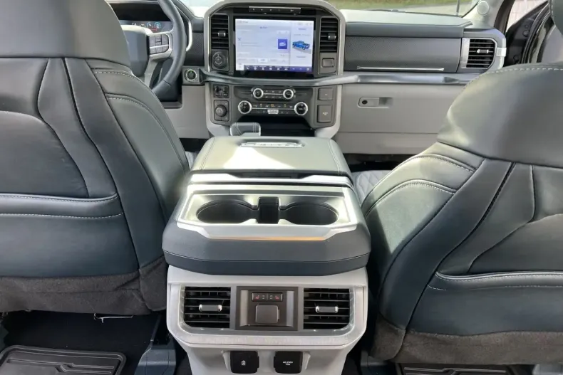 Ford F 150 din 2023 cu 15.500 km - oferta FOR115806 - foto 23