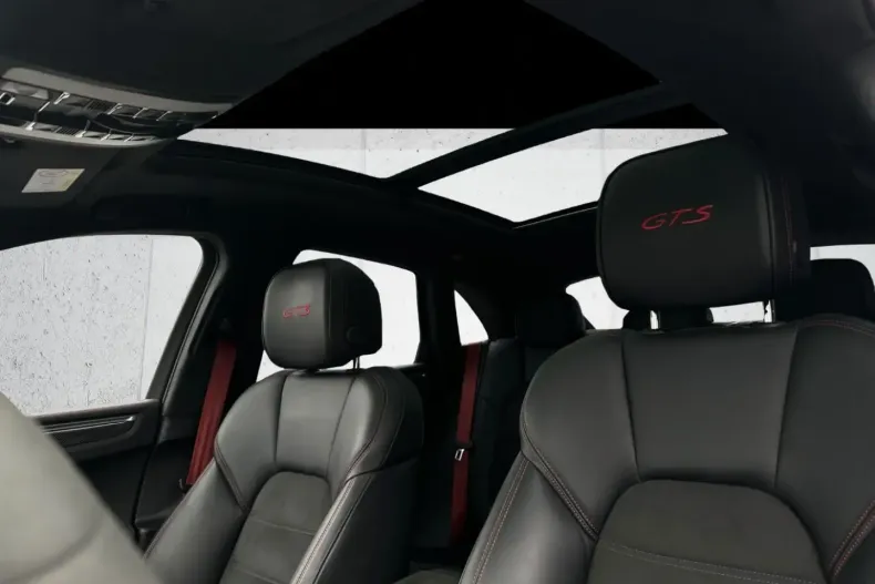 Porsche Macan din 2023 cu 45.800 km - oferta POR115807 - foto 21