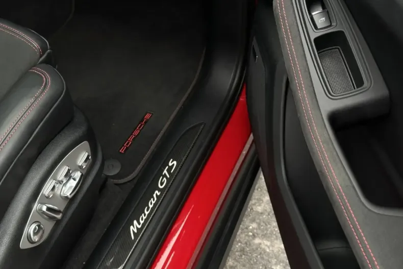 Porsche Macan din 2023 cu 45.800 km - oferta POR115807 - foto 27