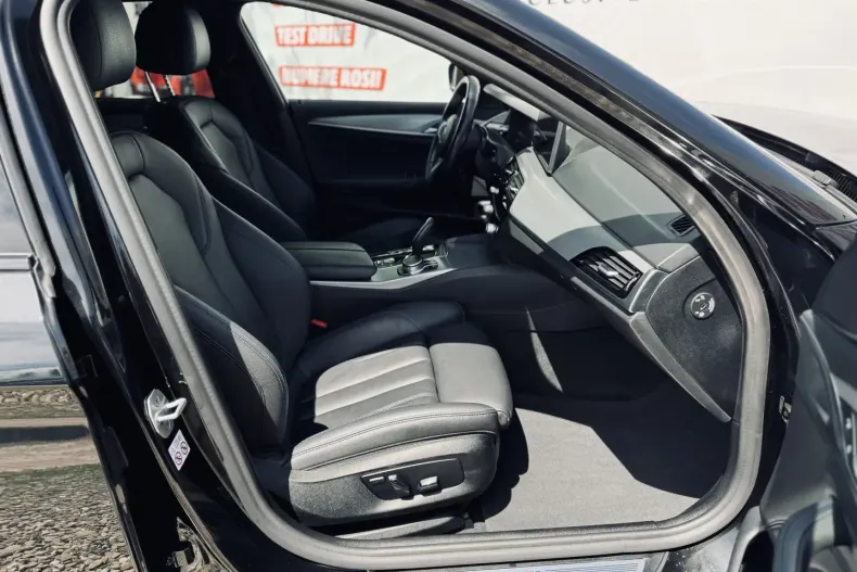 BMW 530 din 2021 cu 99.000 km - oferta BMW115812 - foto 18