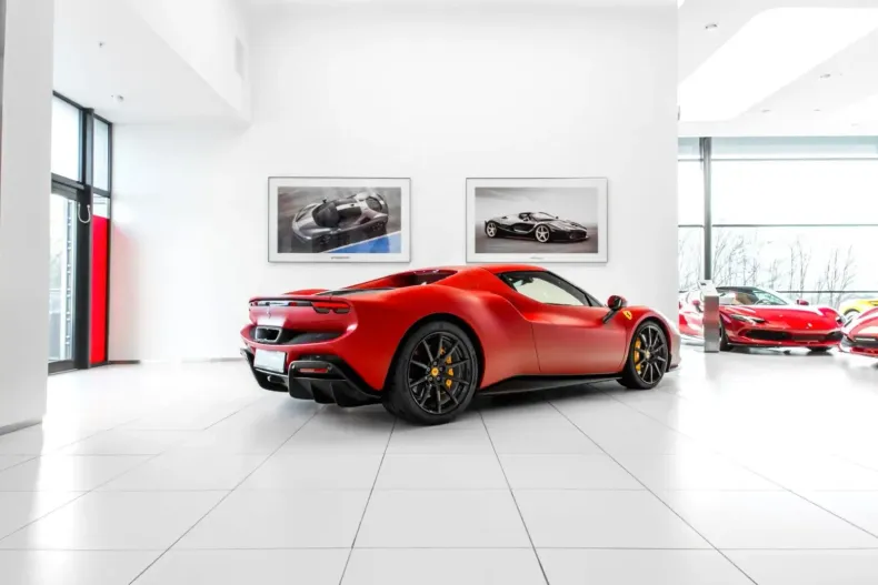 Ferrari 296 GTB din 2023 cu 21.429 km - oferta FER115813 - foto 4