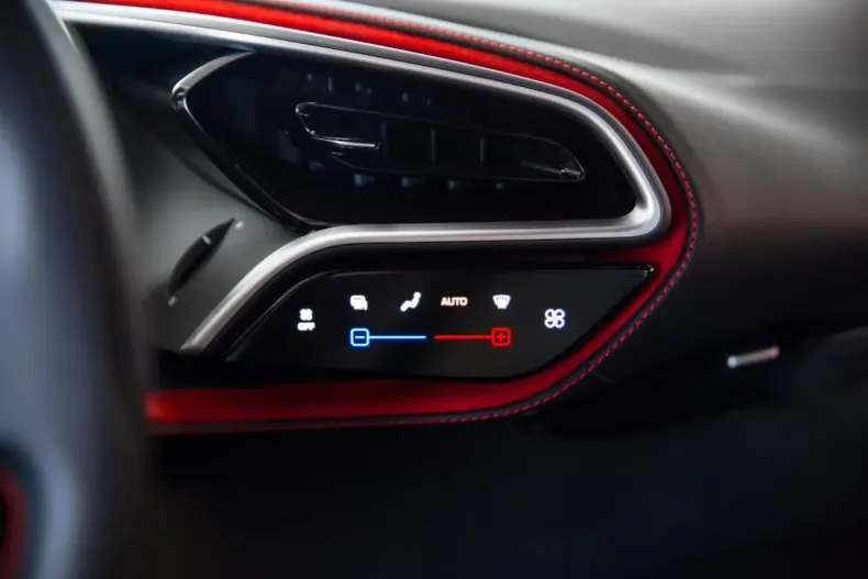 Ferrari 296 GTB din 2023 cu 21.429 km - oferta FER115813 - foto 10