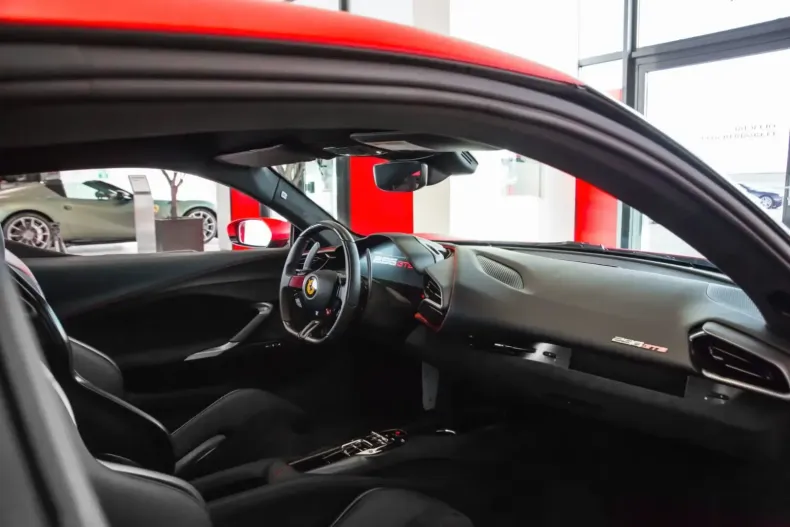 Ferrari 296 GTB din 2023 cu 21.429 km - oferta FER115813 - foto 12