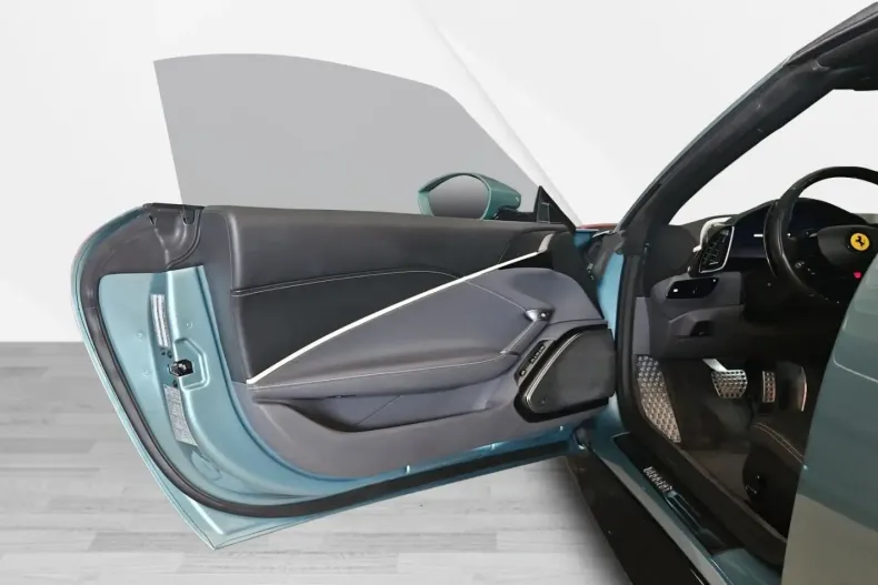 Ferrari Roma din 2023 cu 12.092 km - oferta FER115814 - foto 19