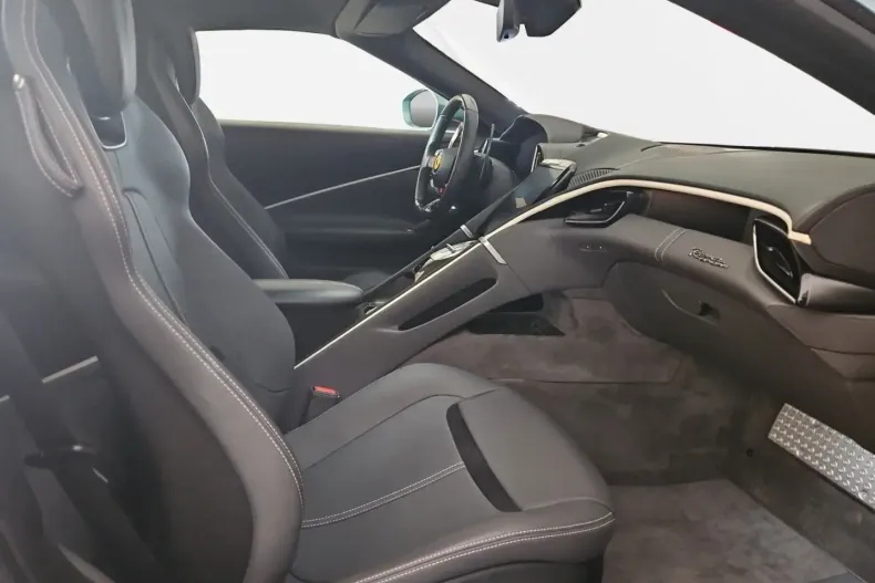 Ferrari Roma din 2023 cu 12.092 km - oferta FER115814 - foto 22