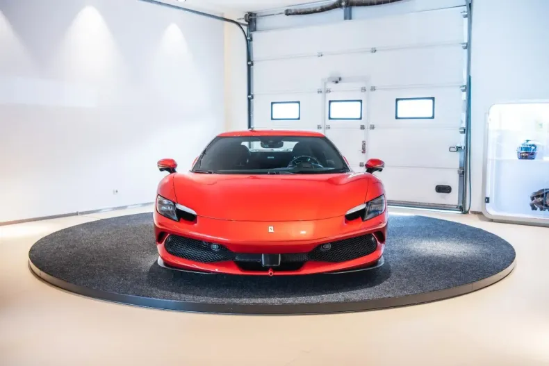 Ferrari 296 GTB din 2023 cu 25.000 km - oferta FER115815 - foto 6