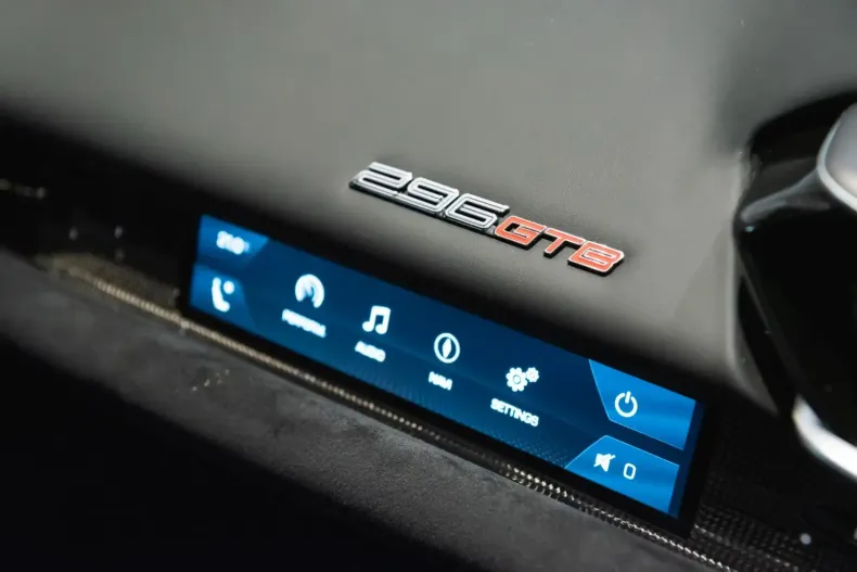 Ferrari 296 GTB din 2023 cu 25.000 km - oferta FER115815 - foto 14