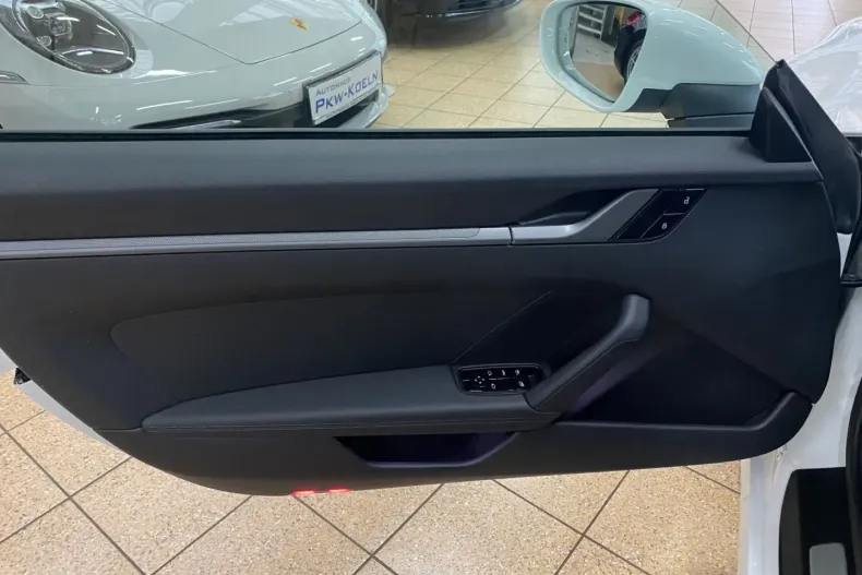 Porsche 992 din 2020 cu 27.000 km - oferta POR115818 - foto 15