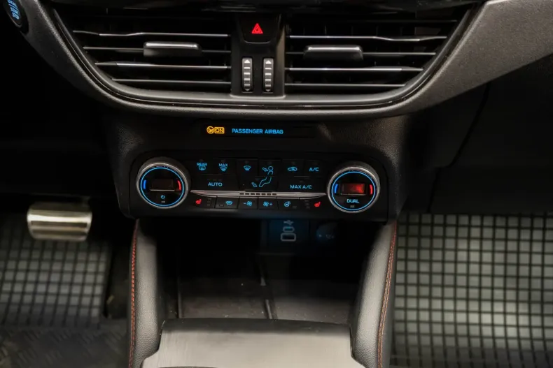 Ford Kuga din 2023 cu 42.500 km - oferta FOR115826 - foto 29