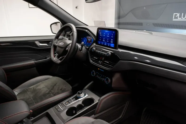 Ford Kuga din 2023 cu 42.500 km - oferta FOR115826 - foto 38