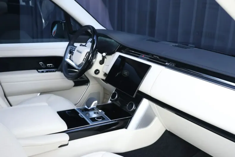 Land Rover Range Rover din 2023 cu 29.500 km - oferta LAN115829 - foto 13