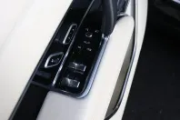 Land Rover Range Rover din 2023 cu 29.500 km - oferta LAN115829 - foto 24