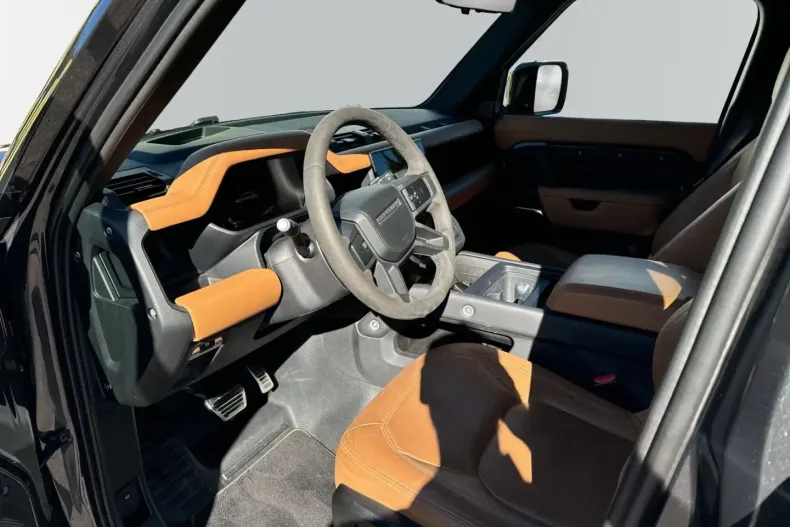 Land Rover Defender din 2023 cu 58.500 km - oferta LAN115831 - foto 8