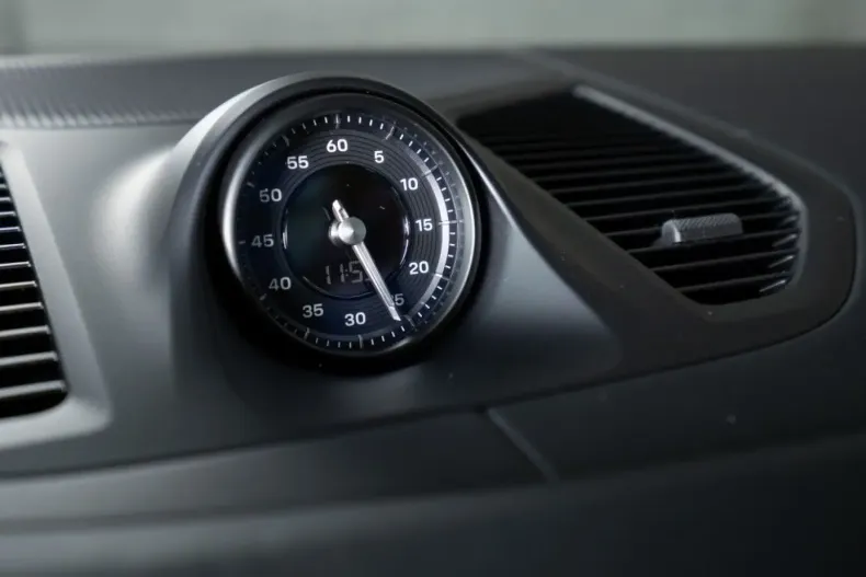 Porsche Cayenne din 2025 cu 10 km - oferta POR115842 - foto 2