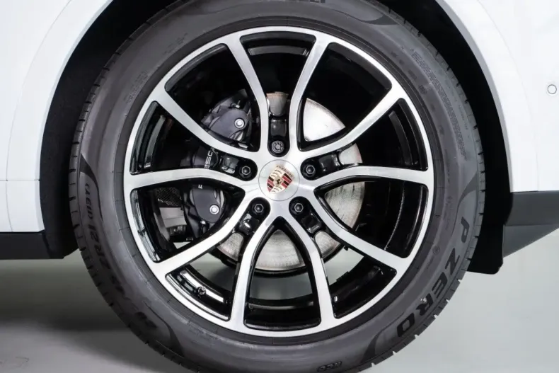 Porsche Cayenne din 2025 cu 10 km - oferta POR115842 - foto 12