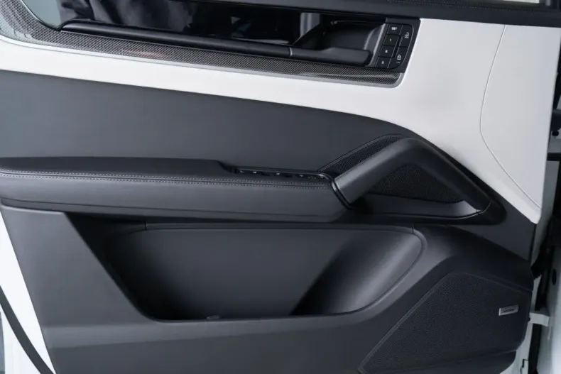 Porsche Cayenne din 2025 cu 10 km - oferta POR115842 - foto 15