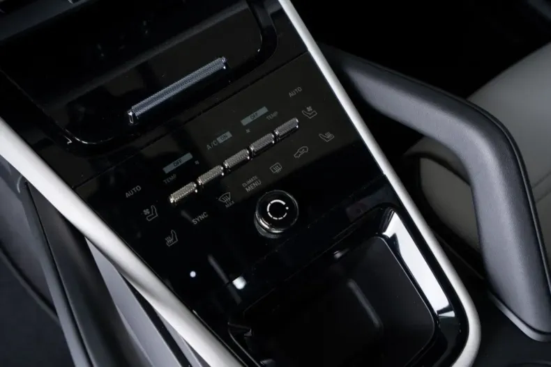 Porsche Cayenne din 2025 cu 10 km - oferta POR115842 - foto 22