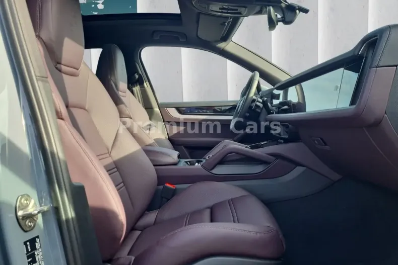 Porsche Cayenne din 2025 cu 10 km - oferta POR115844 - foto 20