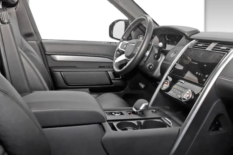 Land Rover Discovery din 2022 cu 70.500 km - oferta LAN115851 - foto 4