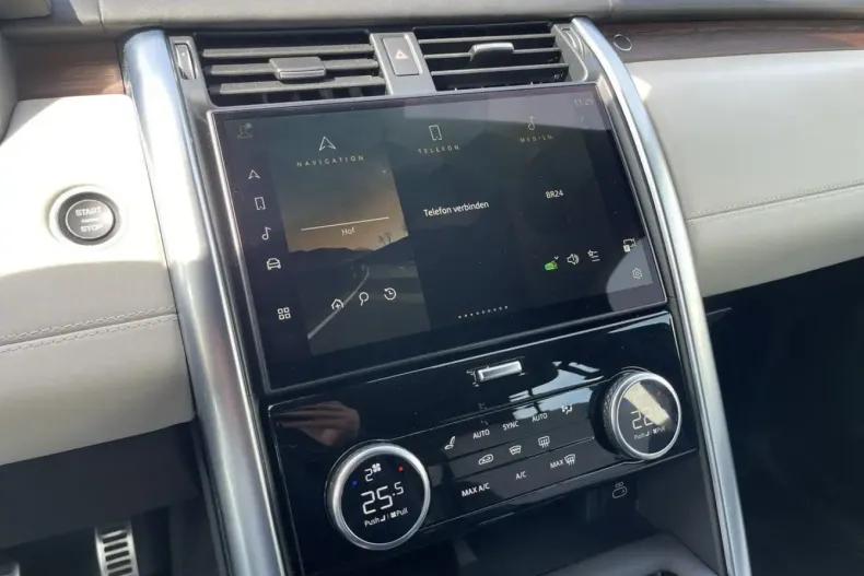 Land Rover Discovery din 2021 cu 60.000 km - oferta LAN115852 - foto 16