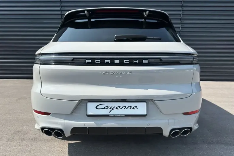 Porsche Cayenne din 2024 cu 17.900 km - oferta POR115862 - foto 4