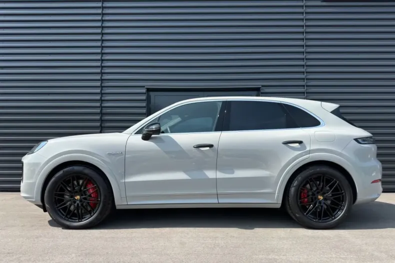 Porsche Cayenne din 2024 cu 17.900 km - oferta POR115862 - foto 6