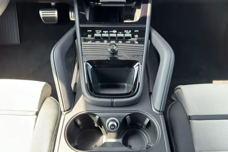 Porsche Cayenne din 2024 cu 17.900 km - oferta POR115862 - foto 14