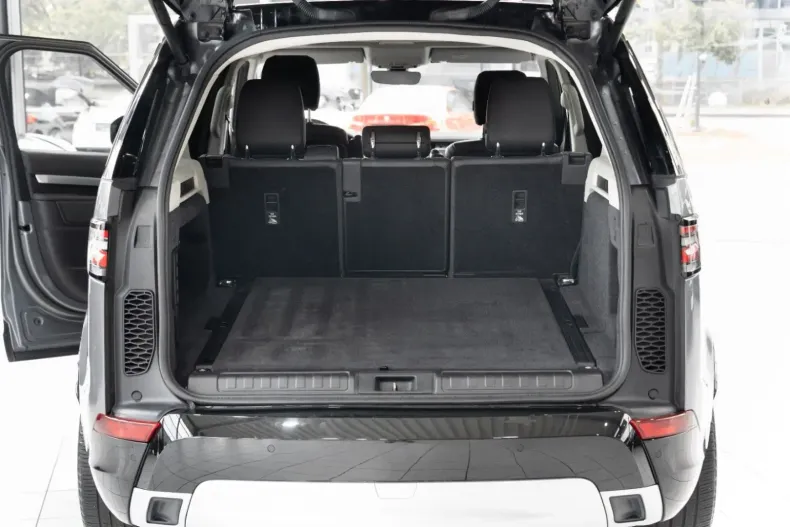 Land Rover Discovery din 2020 cu 51.900 km - oferta LAN115863 - foto 8