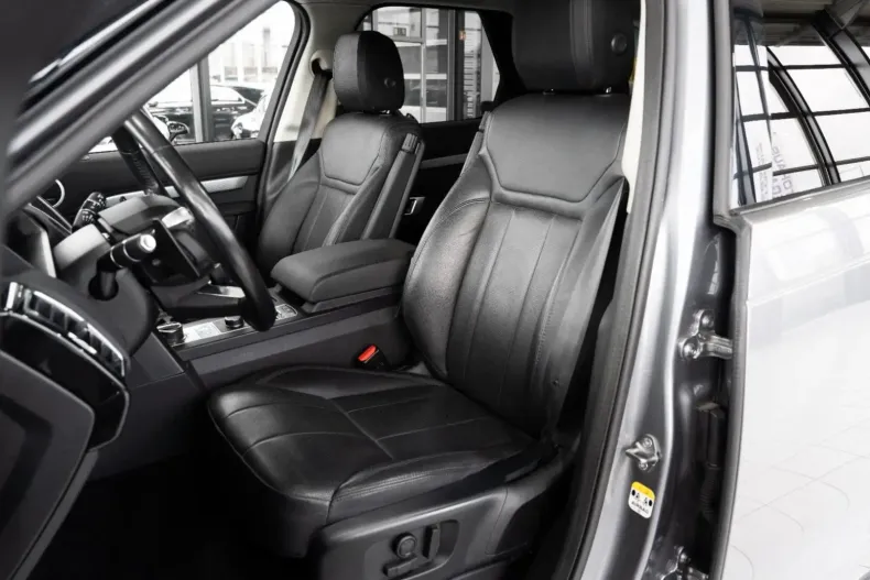 Land Rover Discovery din 2020 cu 51.900 km - oferta LAN115863 - foto 9