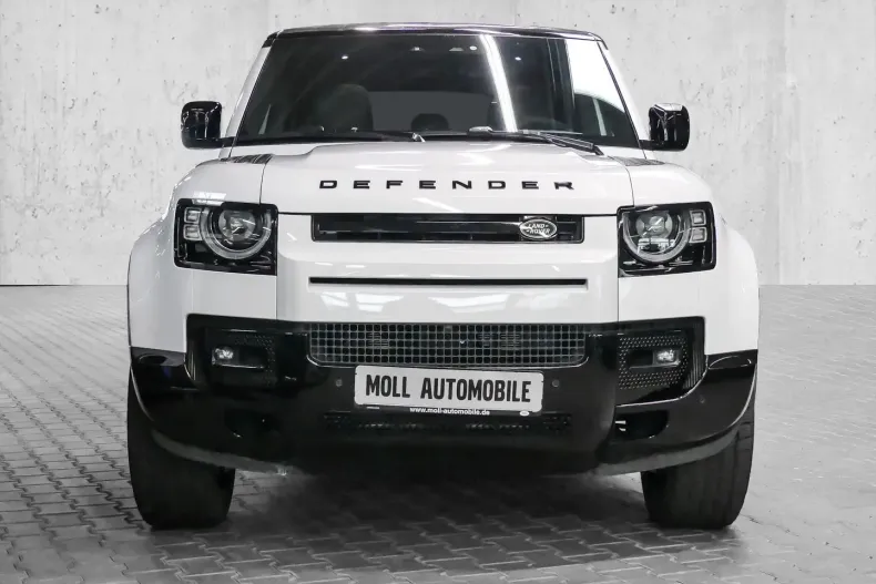 Land Rover Defender din 2023 cu 22.500 km - oferta LAN115867 - foto 1