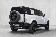 Land Rover Defender din 2023 cu 22.500 km - oferta LAN115867 - foto 3
