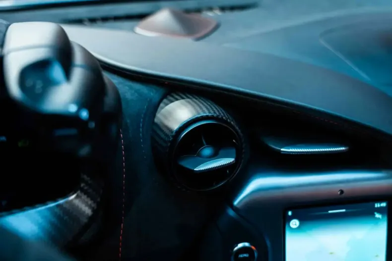 McLaren 750S din 2023 cu 9.500 km - oferta MCL115872 - foto 16