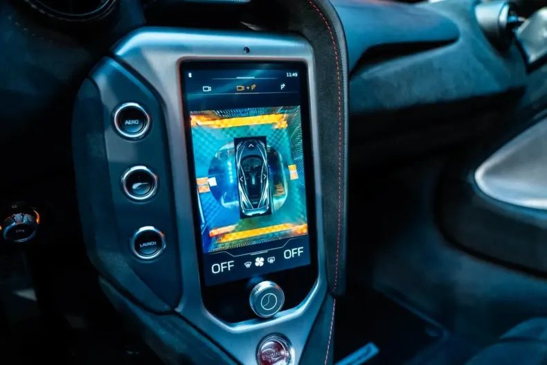 McLaren 750S din 2023 cu 9.500 km - oferta MCL115872 - foto 17