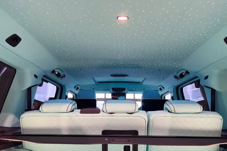 Mercedes-Benz G 63 AMG din 2025 cu 50 km - oferta MER115873 - foto 36