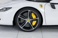 Ferrari 296 GTB din 2023 cu 9.740 km - oferta FER115875 - foto 5