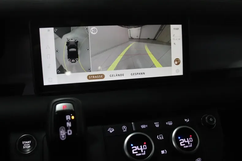 Land Rover Defender din 2024 cu 23.400 km - oferta LAN115879 - foto 14