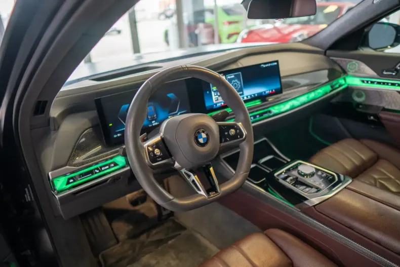 BMW i7 din 2022 cu 65.000 km - oferta BMW115882 - foto 16