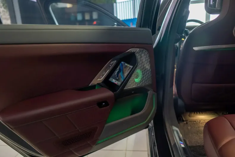 BMW i7 din 2022 cu 65.000 km - oferta BMW115882 - foto 24