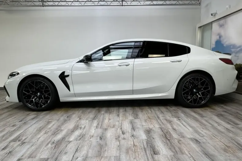 BMW M8 din 2024 cu 7.300 km - oferta BMW115885 - foto 3