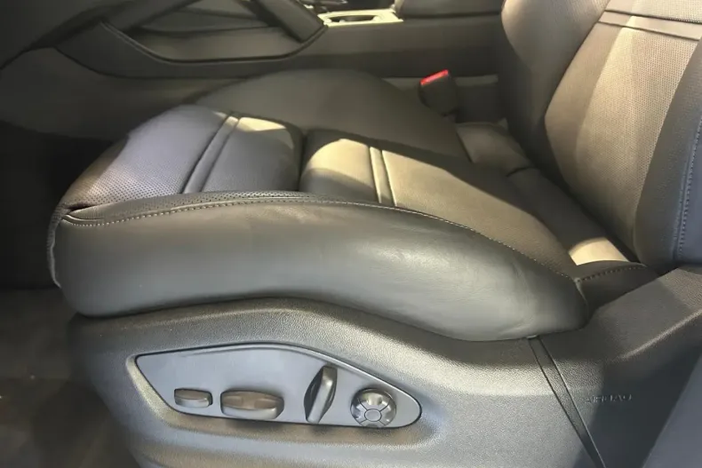 Porsche Cayenne din 2024 cu 13.233 km - oferta POR115888 - foto 16