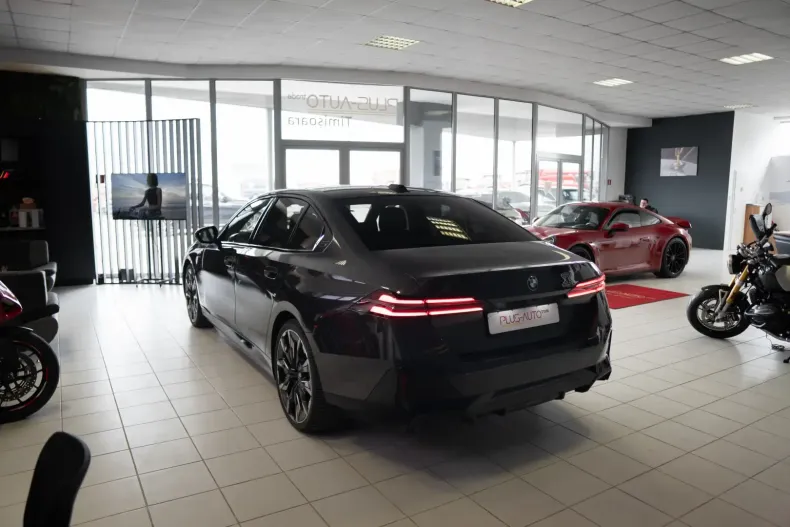 BMW 550 din 2024 cu 25.000 km - oferta BMW115892 - foto 6